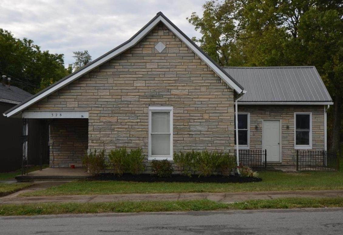 328 Mooreland Avenue - Photo 1
