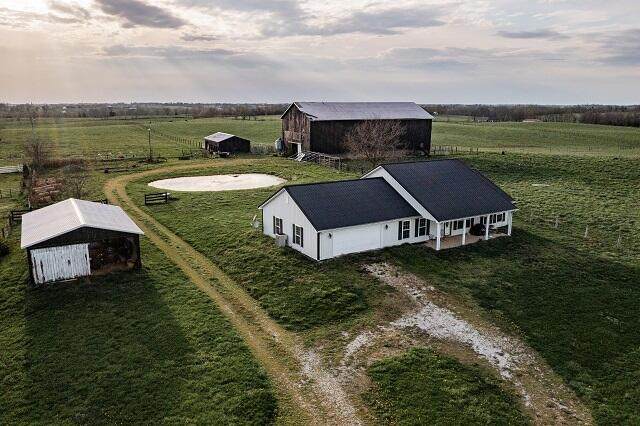 323 Providence Road - Photo 1