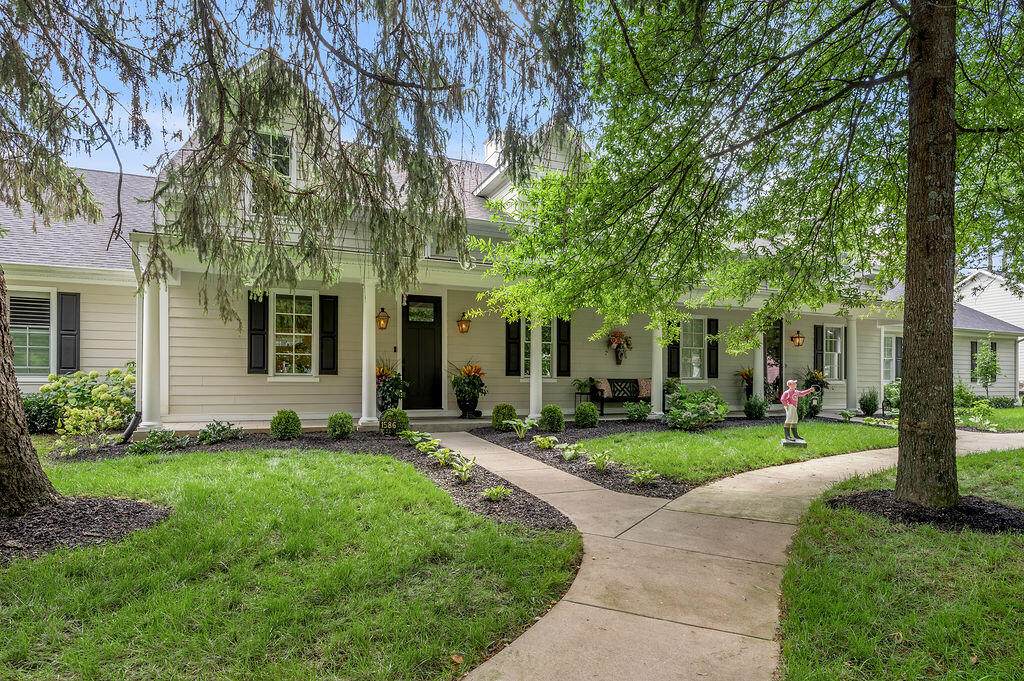 1586 Winners Circle - Photo 1