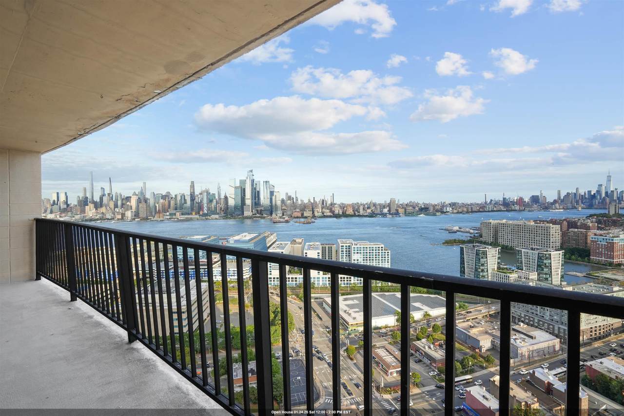 380 Mountain Rd - Photo 1