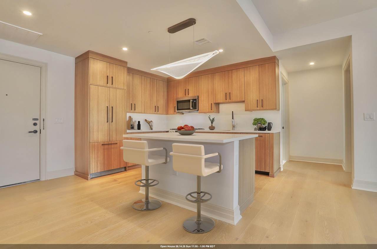 921 Madison St - Photo 1
