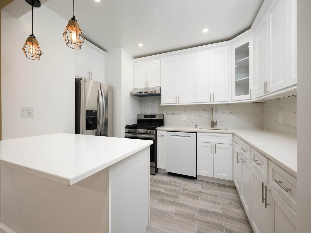 45 River Dr South - Photo 1