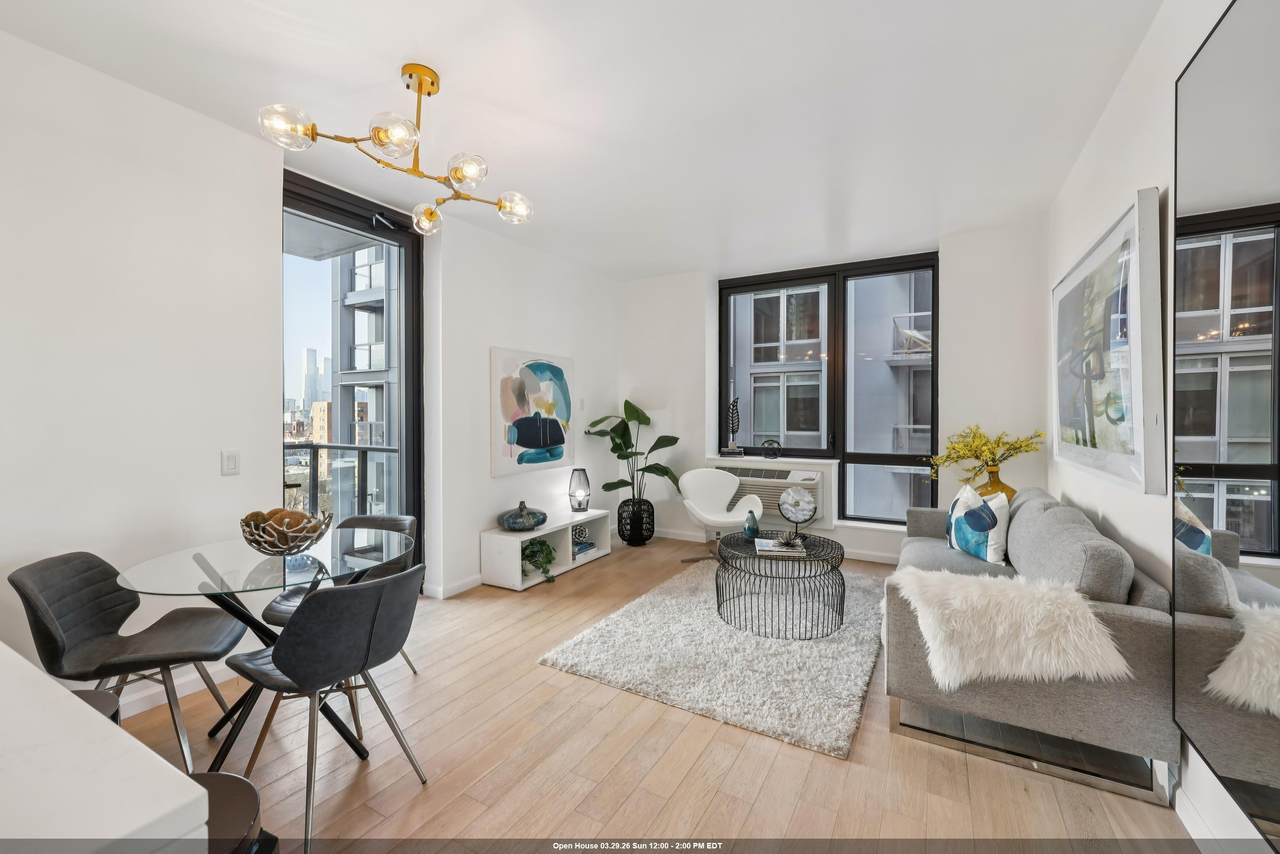 160 1ST ST - Photo 1