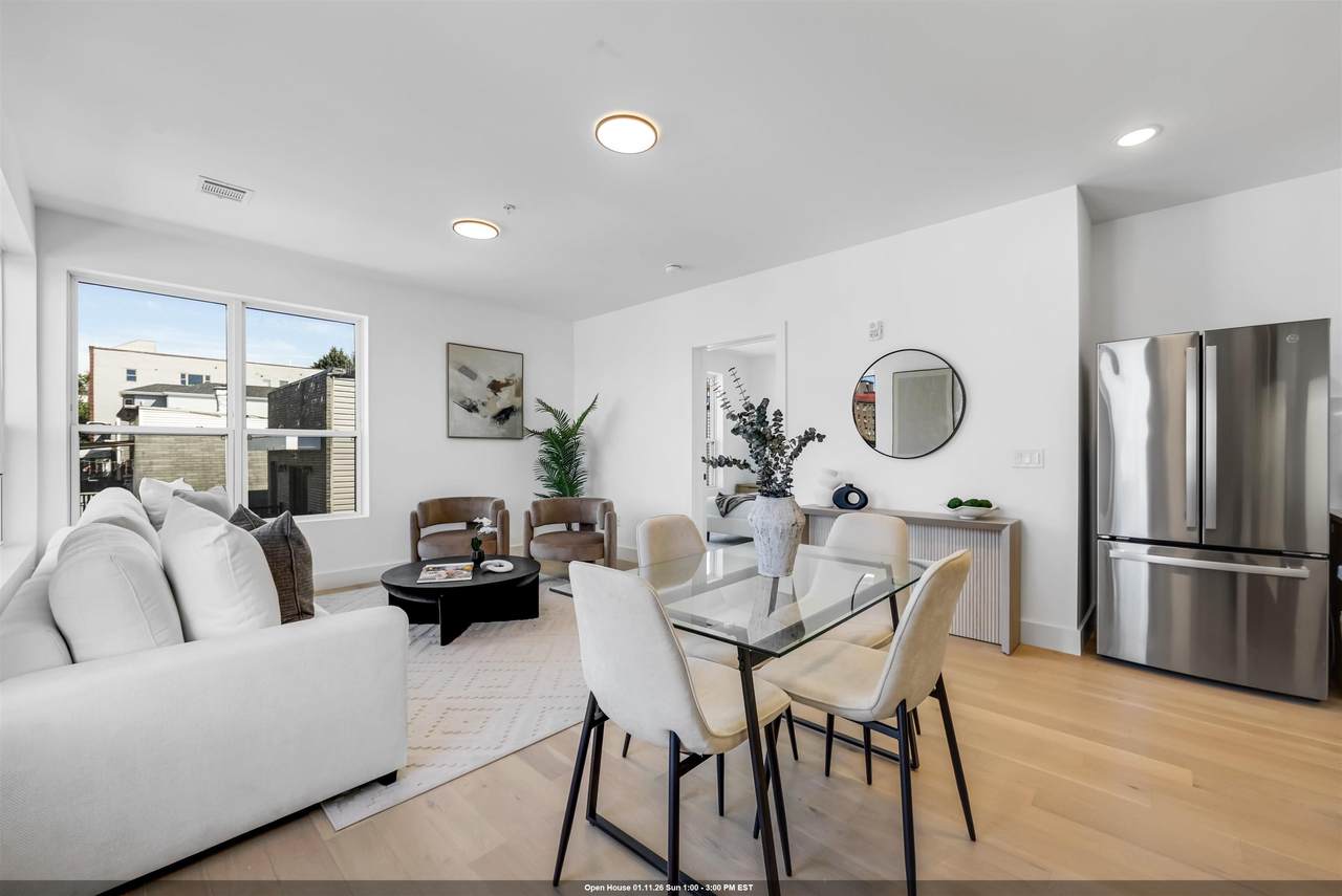 649 38TH ST - Photo 1