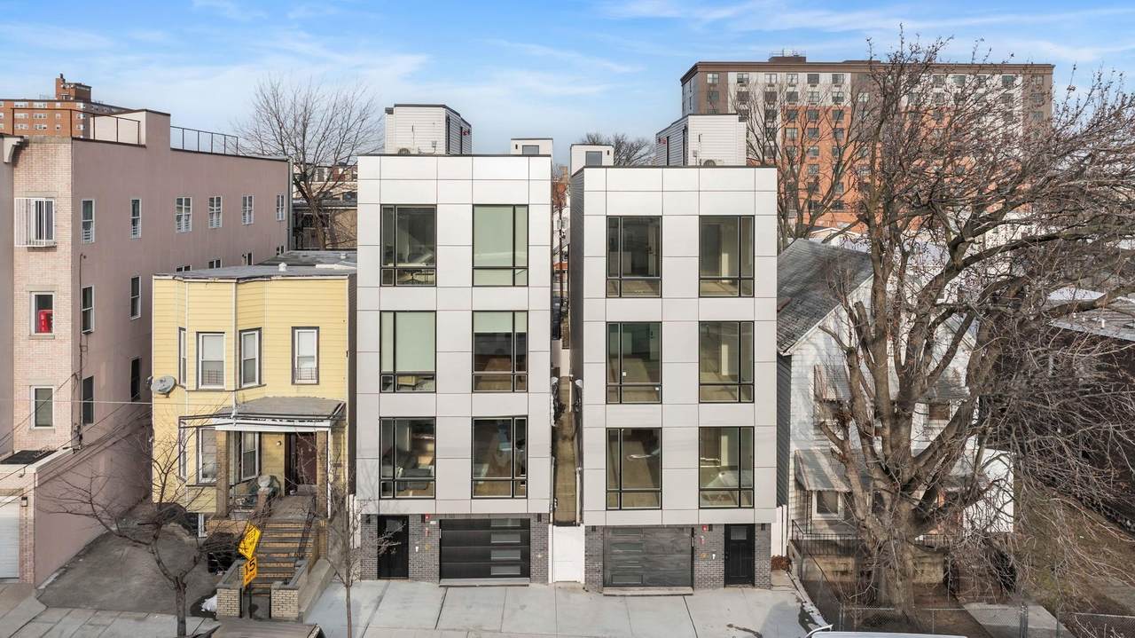 136 35TH ST - Photo 1