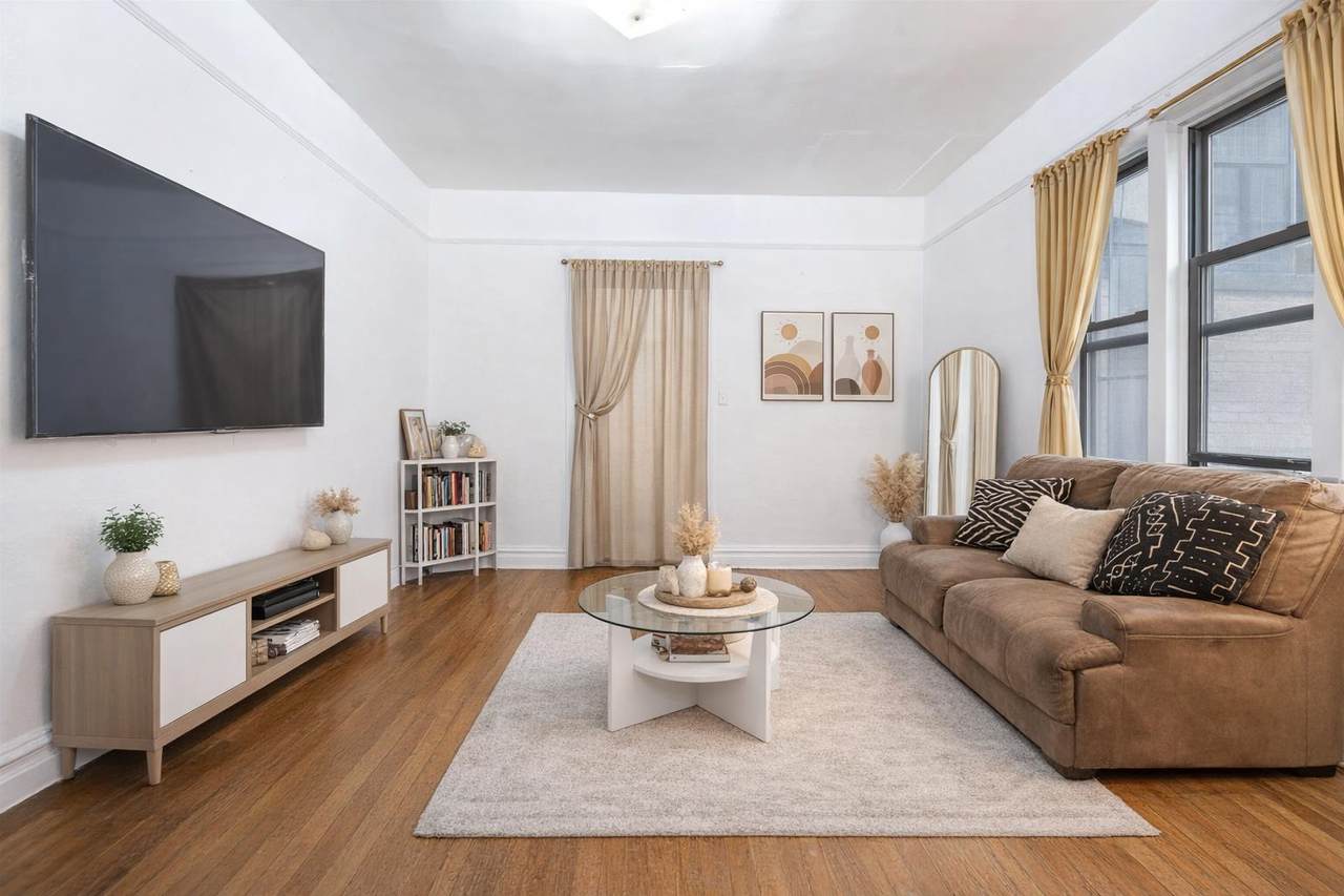 270 Harrison Ave - Photo 1