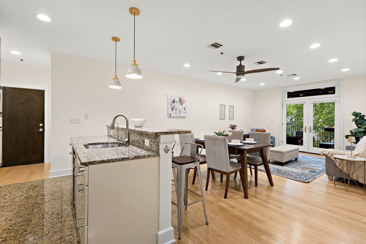 108 Jackson St - Photo 1