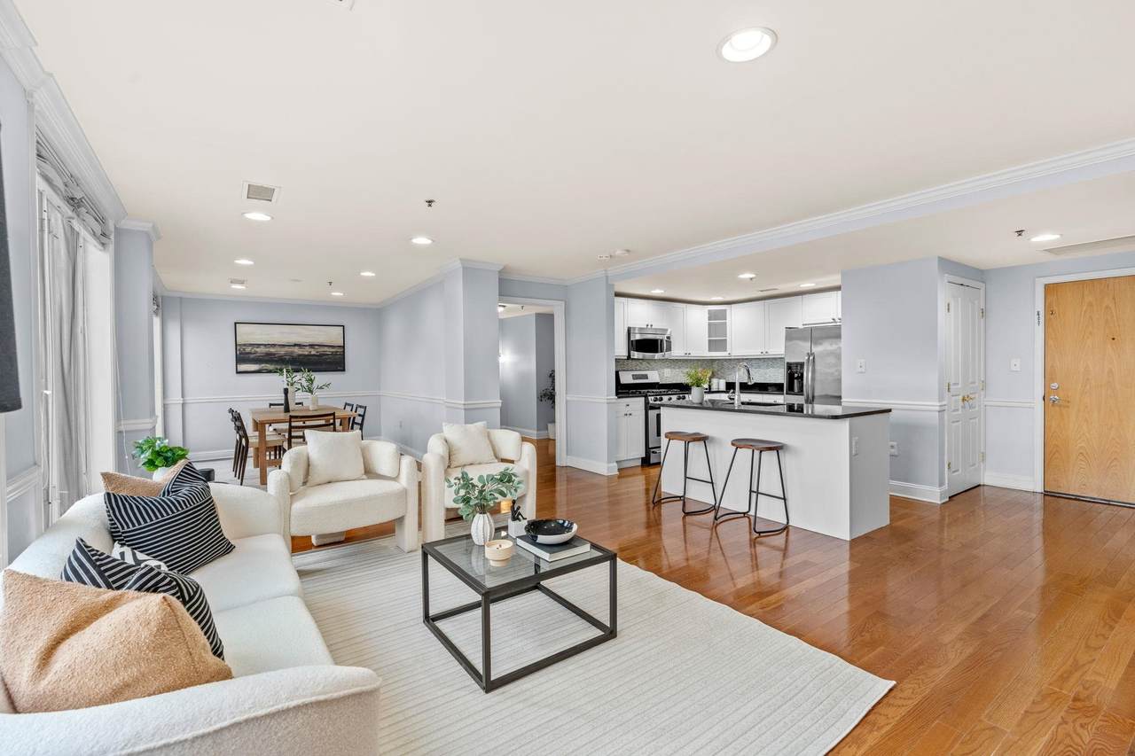 70 Adams St - Photo 1