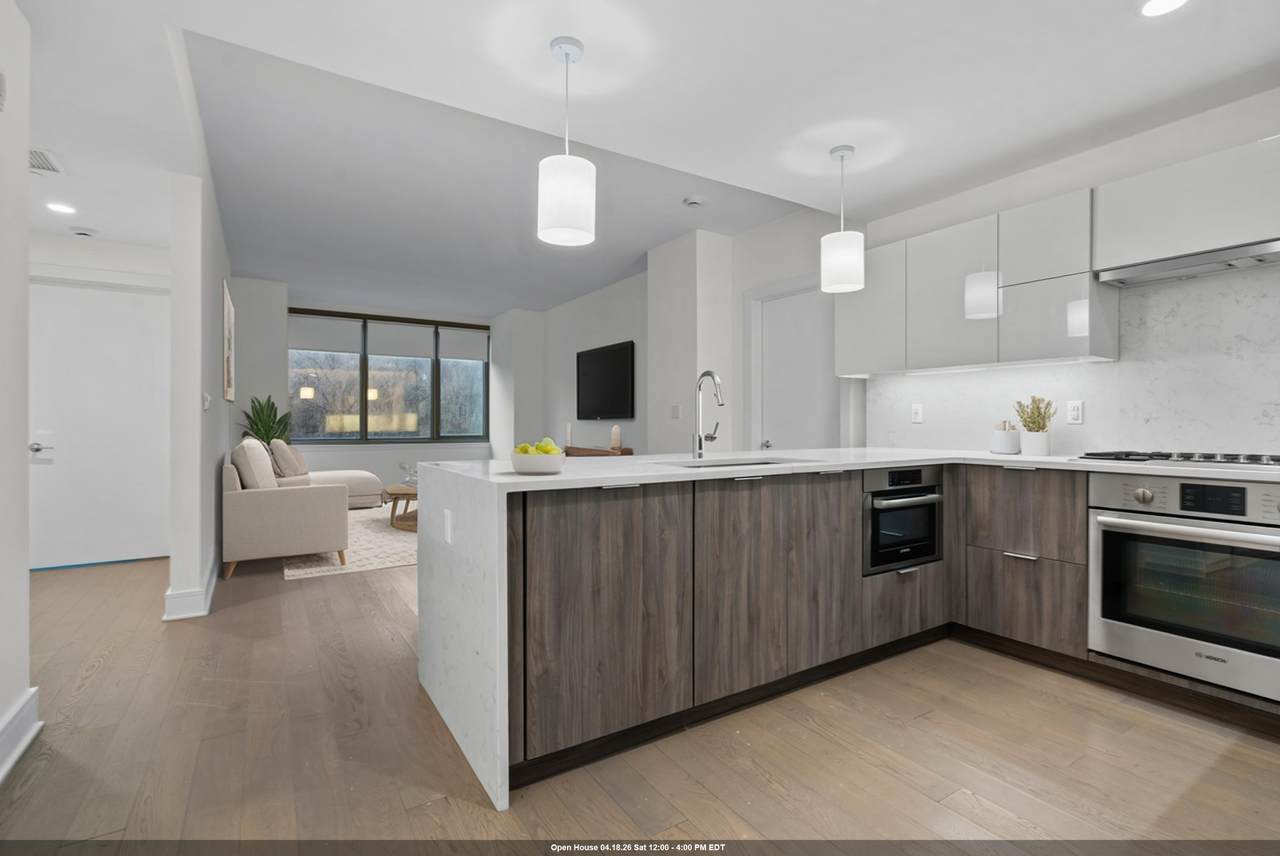 9 Avenue At Port Imperial - Photo 1