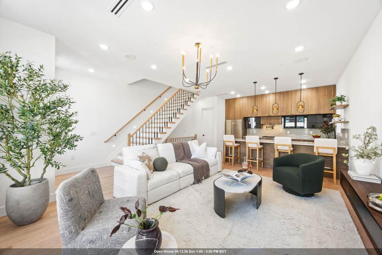 33 Graham St - Photo 1