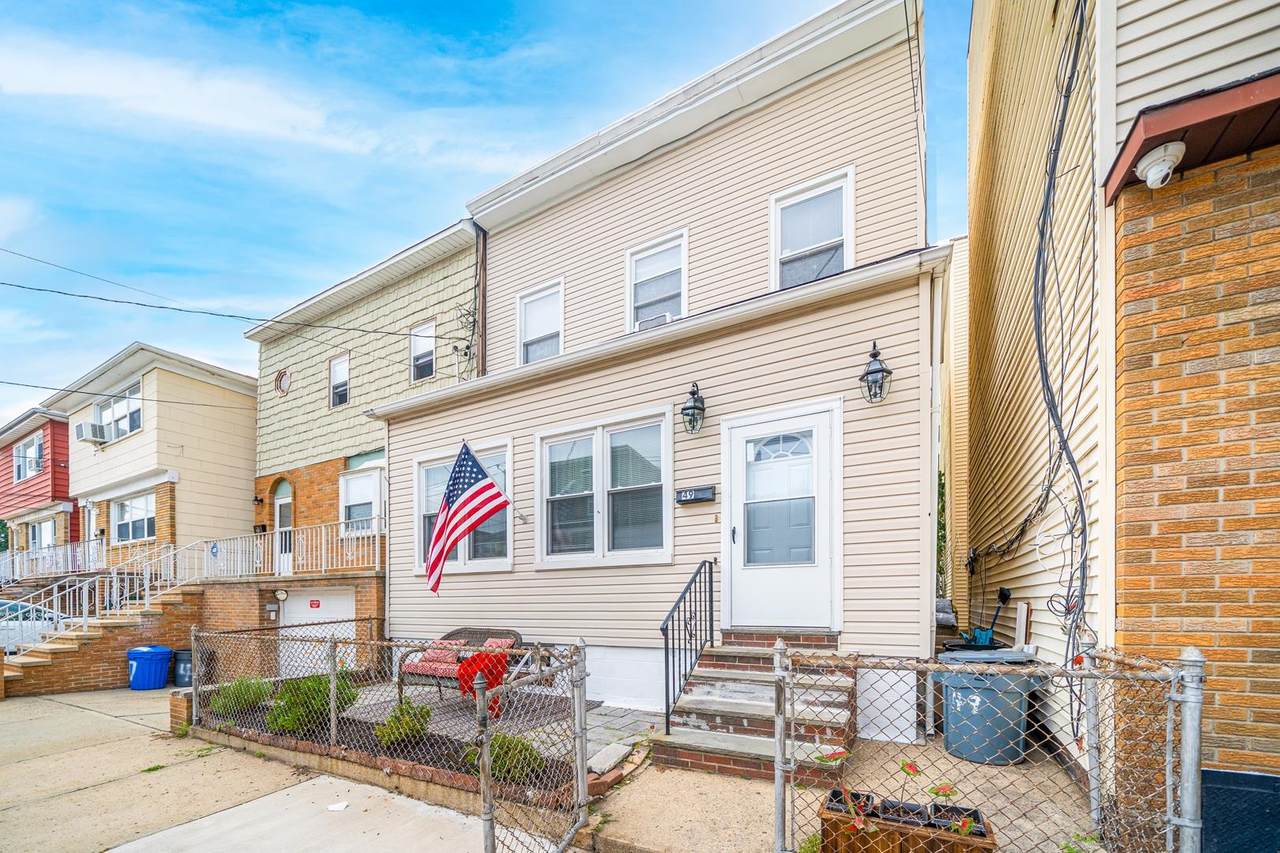 49 Prospect Ave - Photo 1