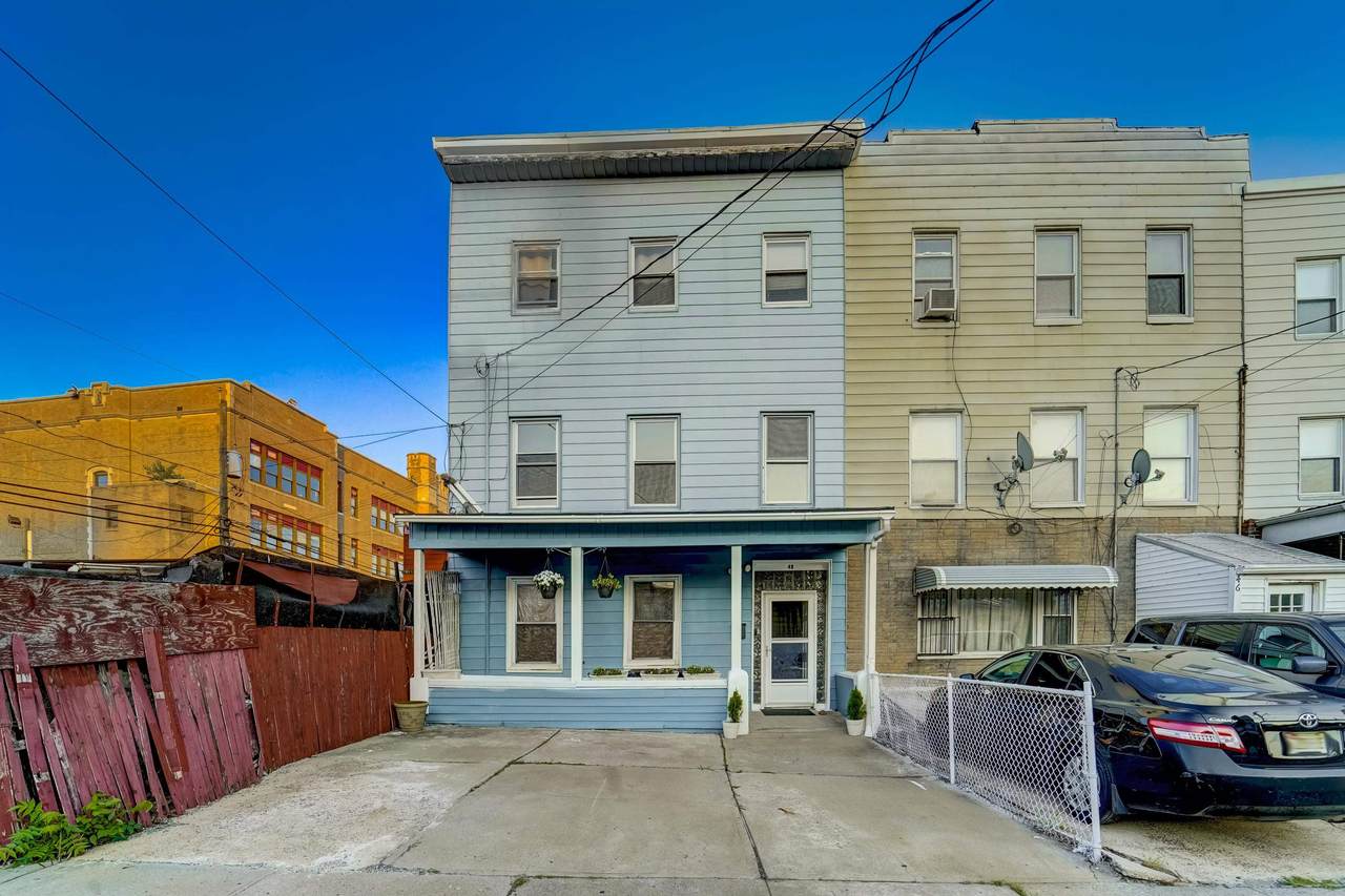 48 Central Ave - Photo 1