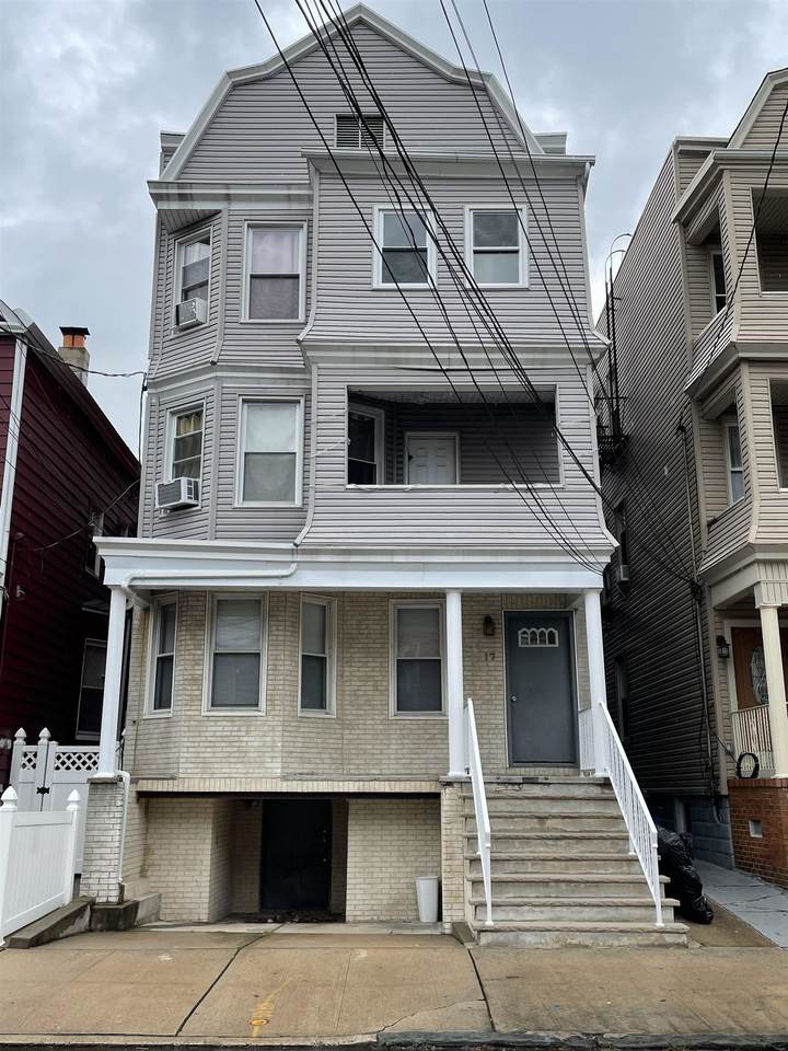 17 West 15Th St - Photo 1