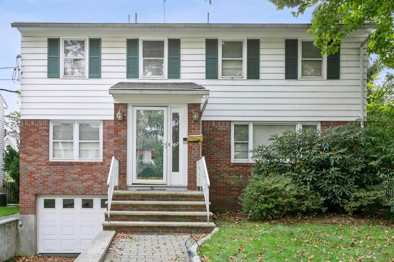 39 Raymond Ave - Photo 1