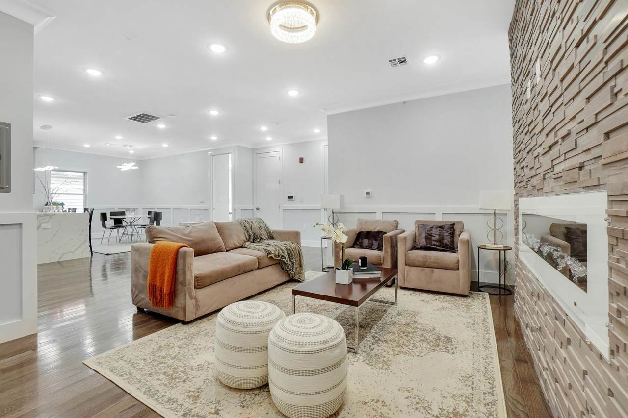 2 Holmes Ave - Photo 1
