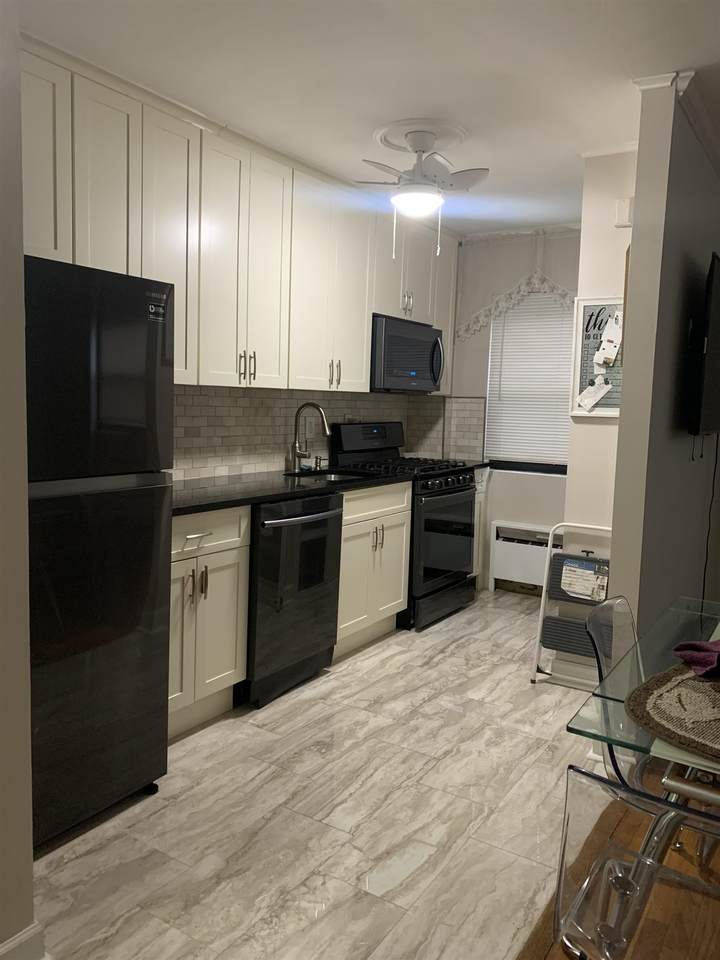 3020-3030 Edwin Ave - Photo 1