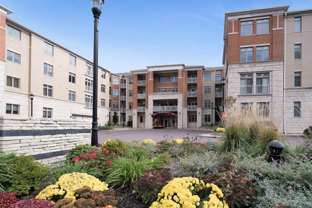 7400 River Rd - Photo 1