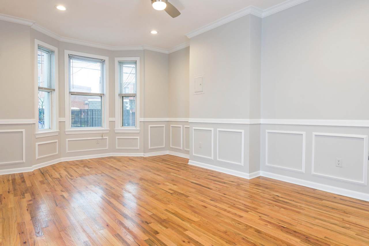 222 Maple St - Photo 1