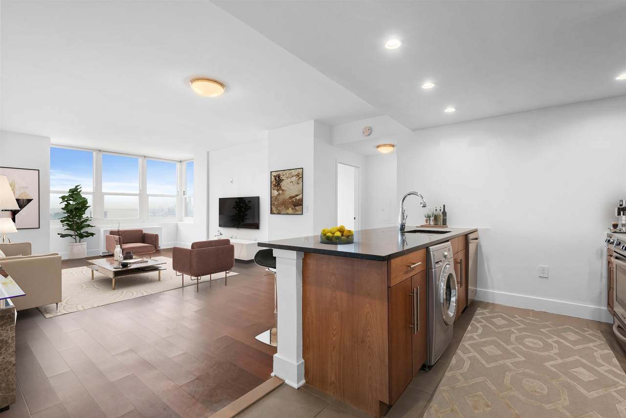 88 Morgan St - Photo 1