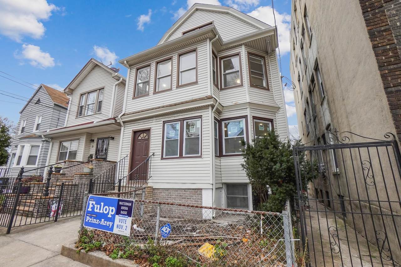 26 Olean Ave - Photo 1