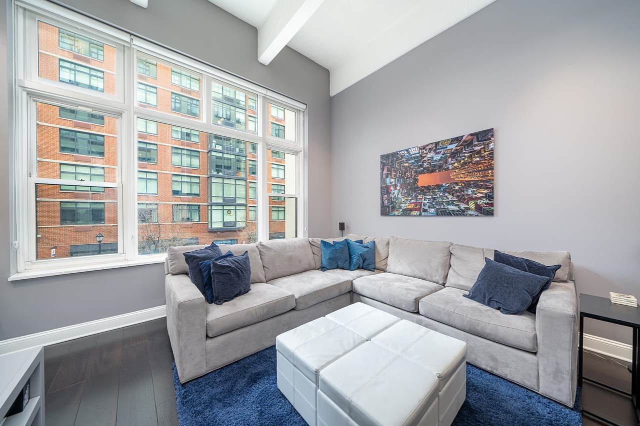1500 Hudson St - Photo 1