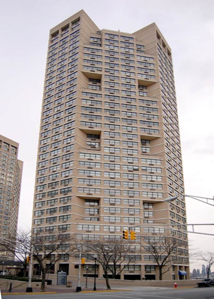7000 Blvd East - Photo 1