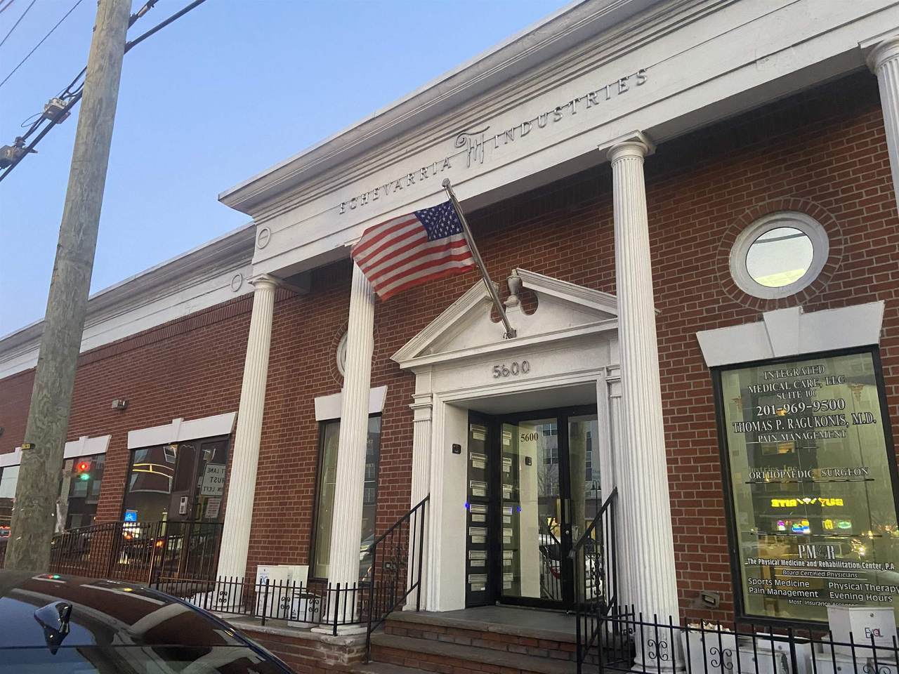 5600 Kennedy Blvd - Photo 1