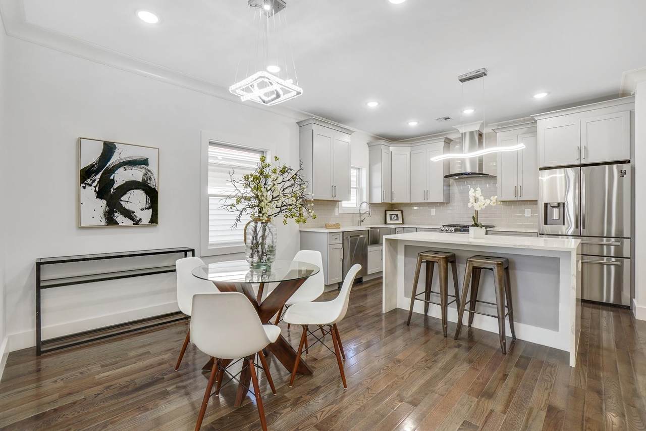 2-4 Holmes Ave - Photo 1