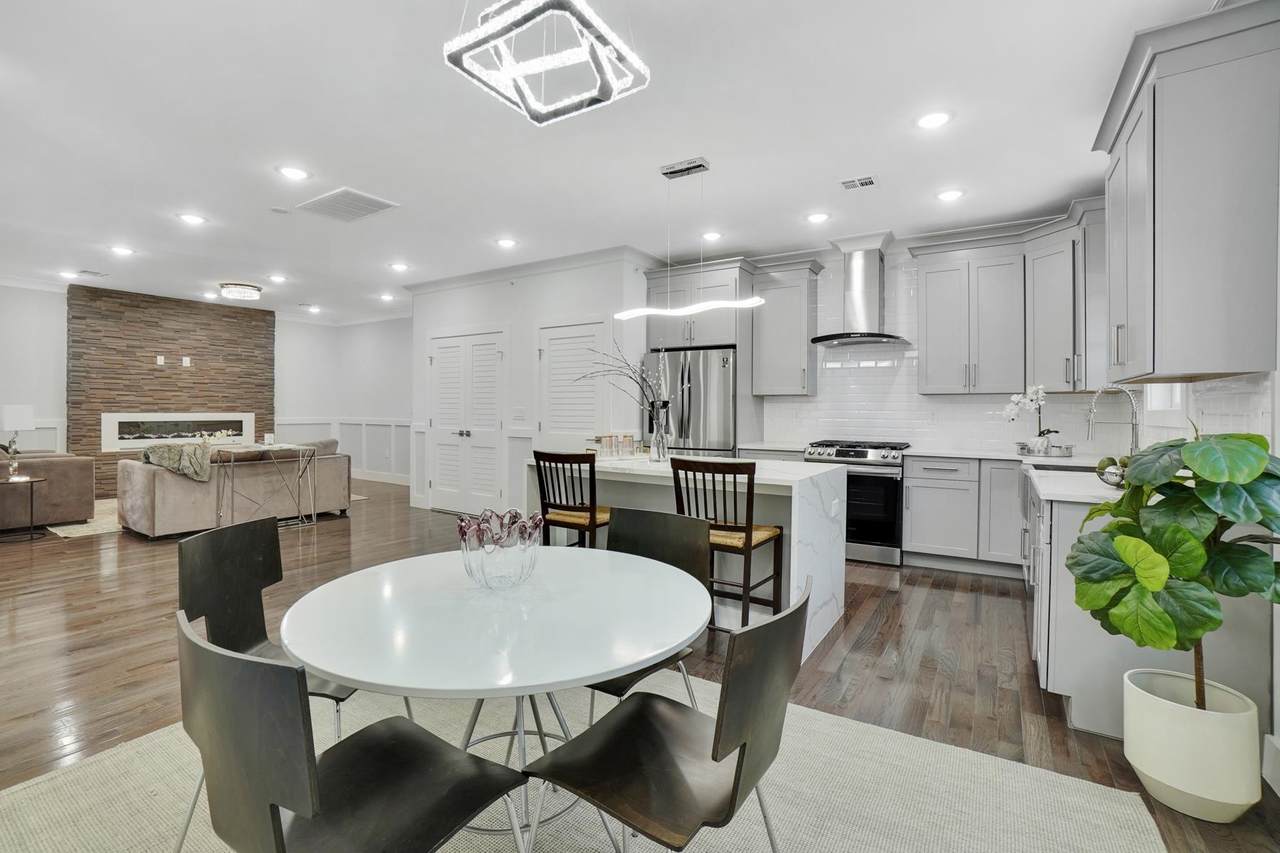 2-4 Holmes Ave - Photo 1