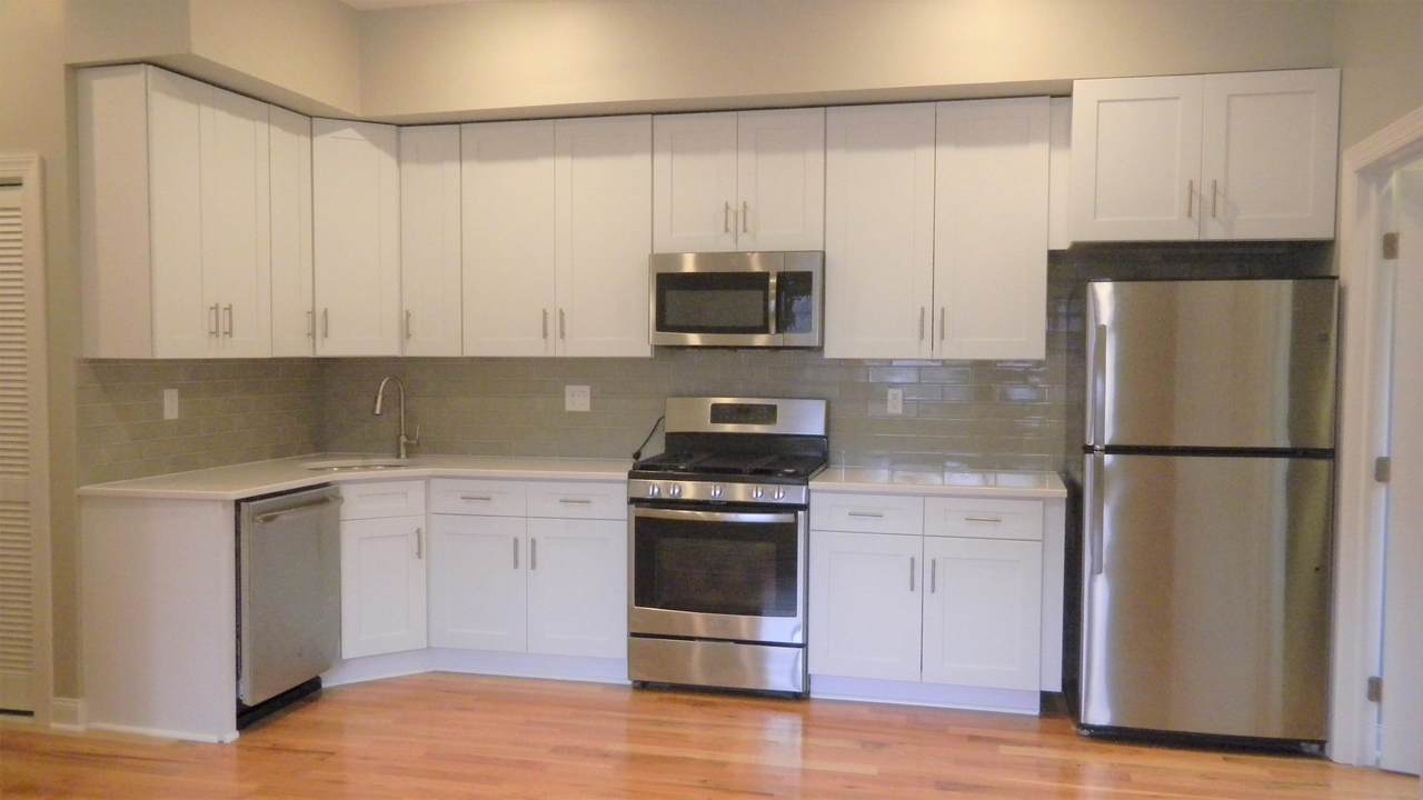384 Fairview Ave - Photo 1