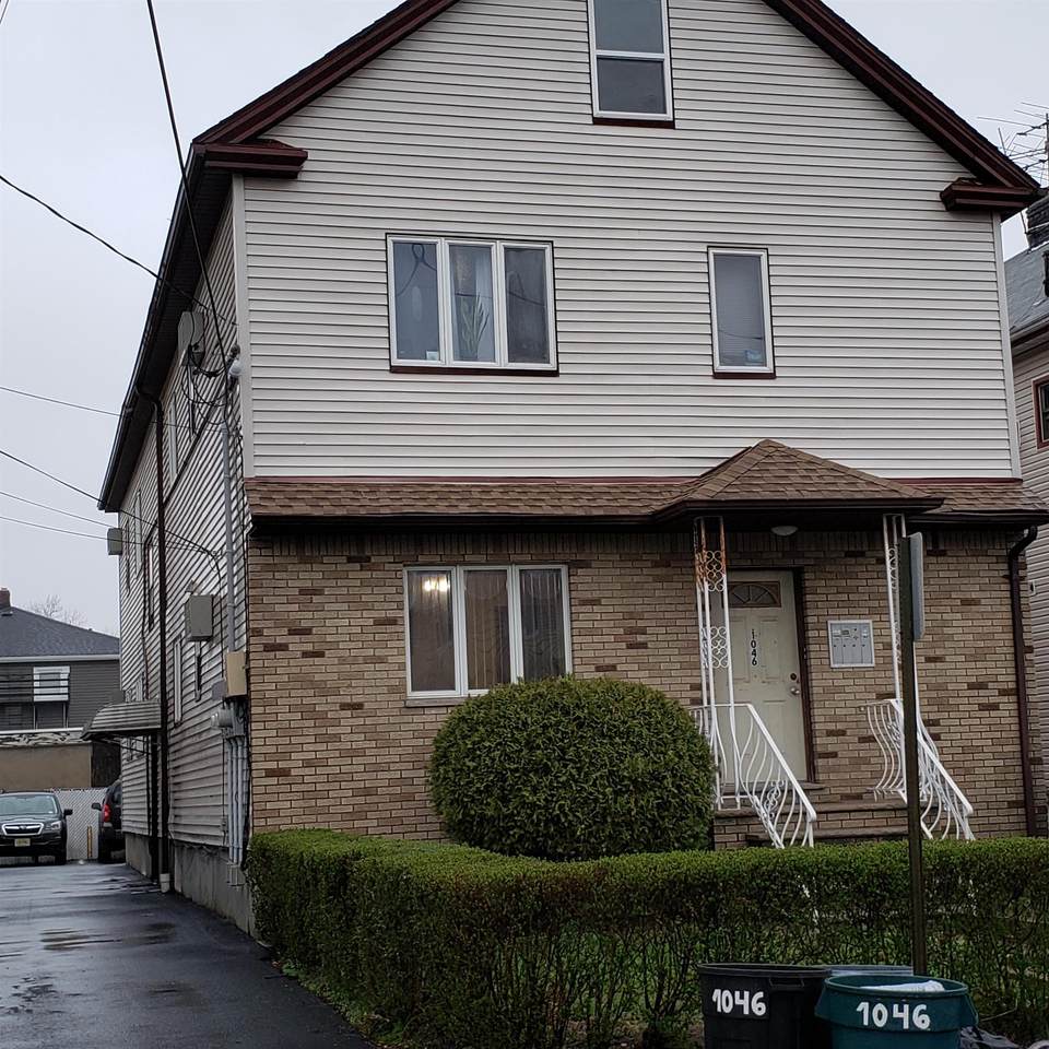 1046 Kilsyth Rd - Photo 1