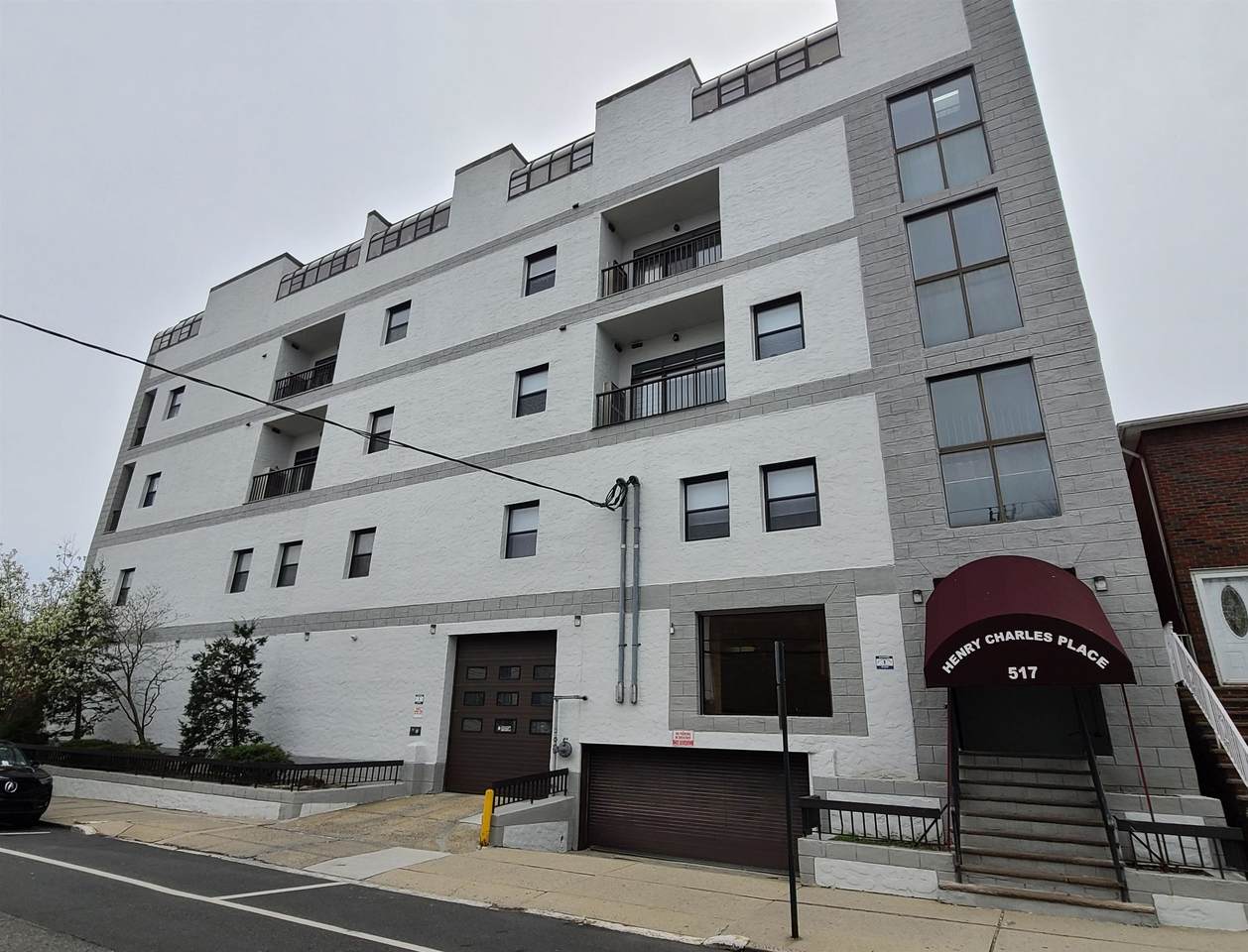 517 74TH ST - Photo 1