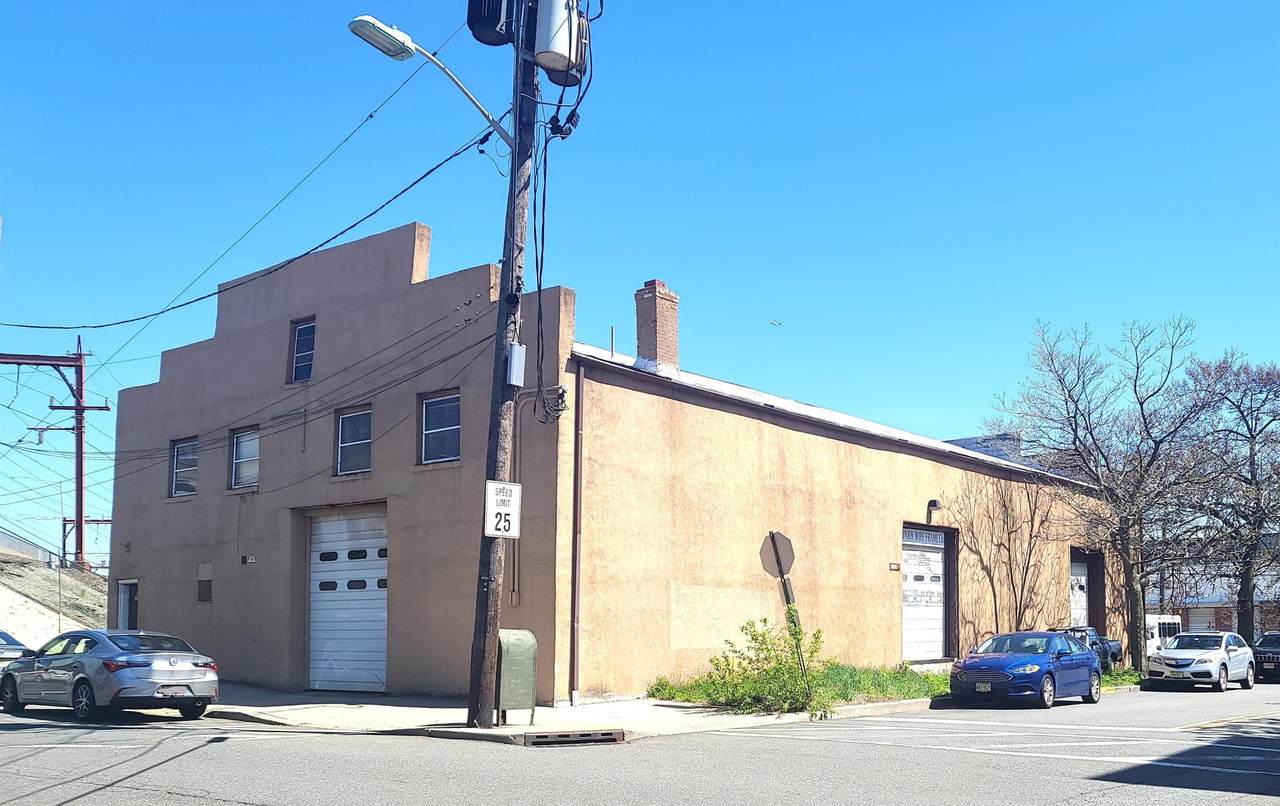 301-303 Bergen St - Photo 1