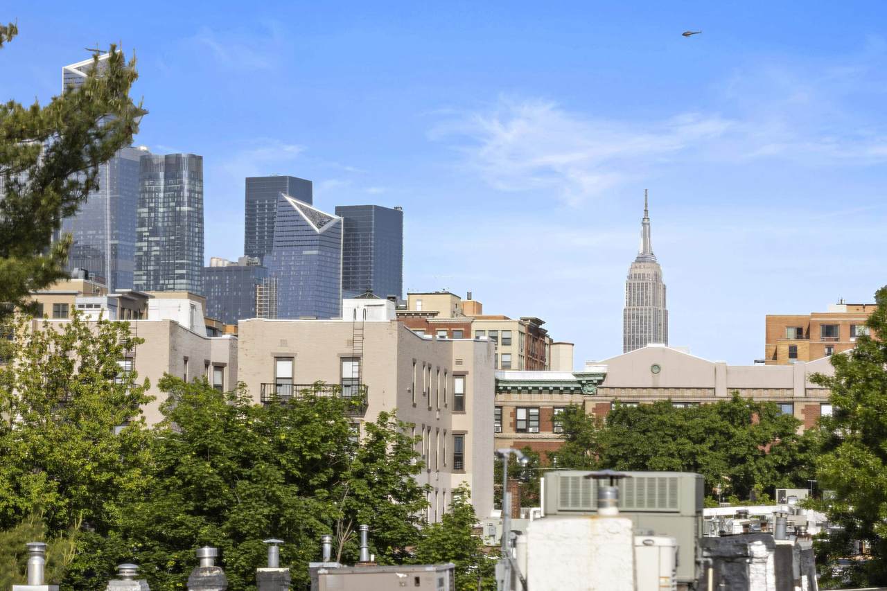 1300 Park Ave - Photo 1