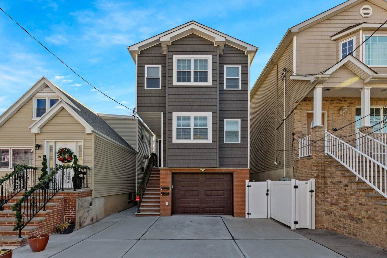 16 Herrick Ct - Photo 1