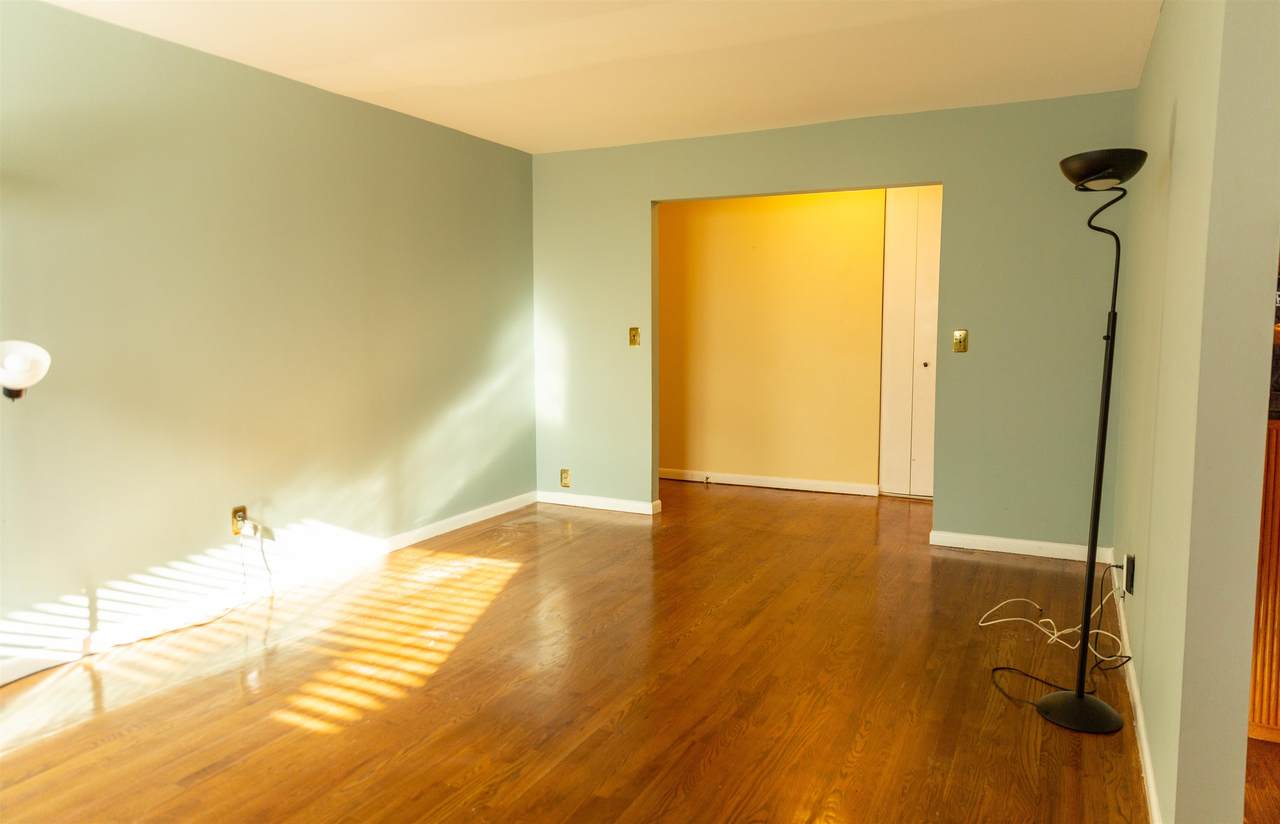 86 West 33Rd St - Photo 1