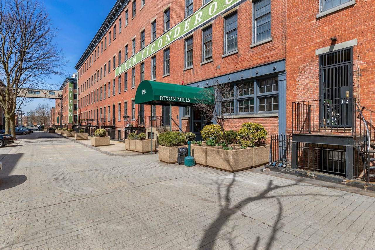 158 Wayne St - Photo 1