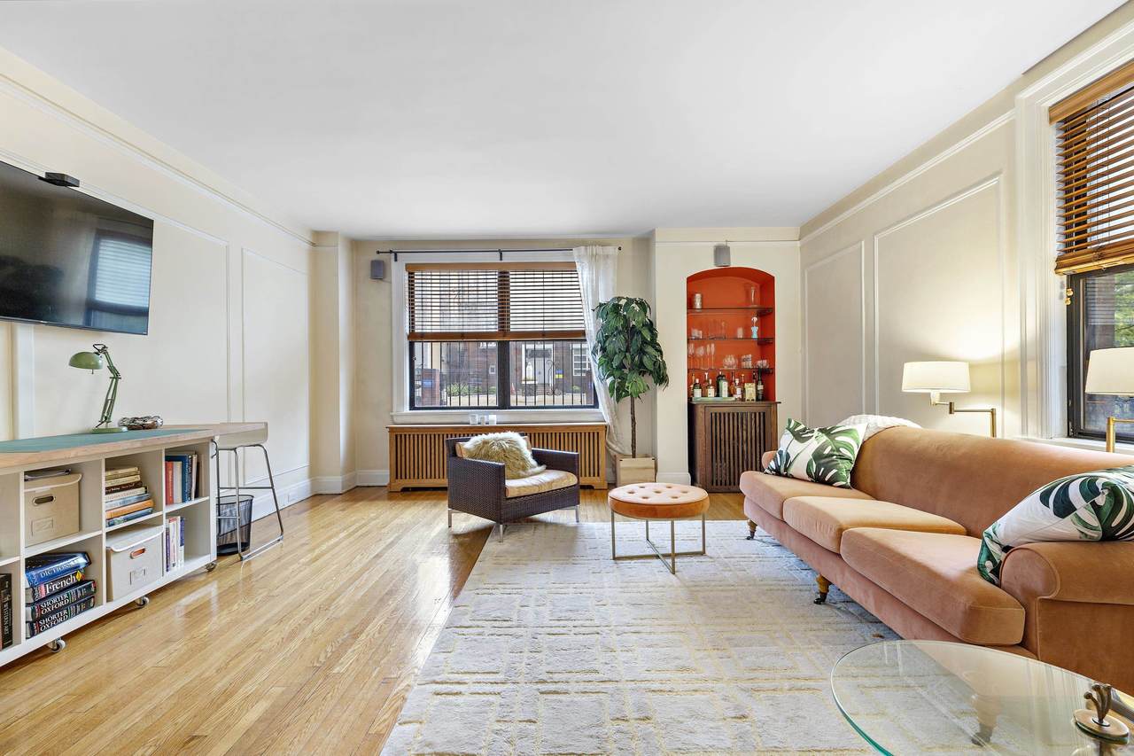 2600 Kennedy Blvd - Photo 1