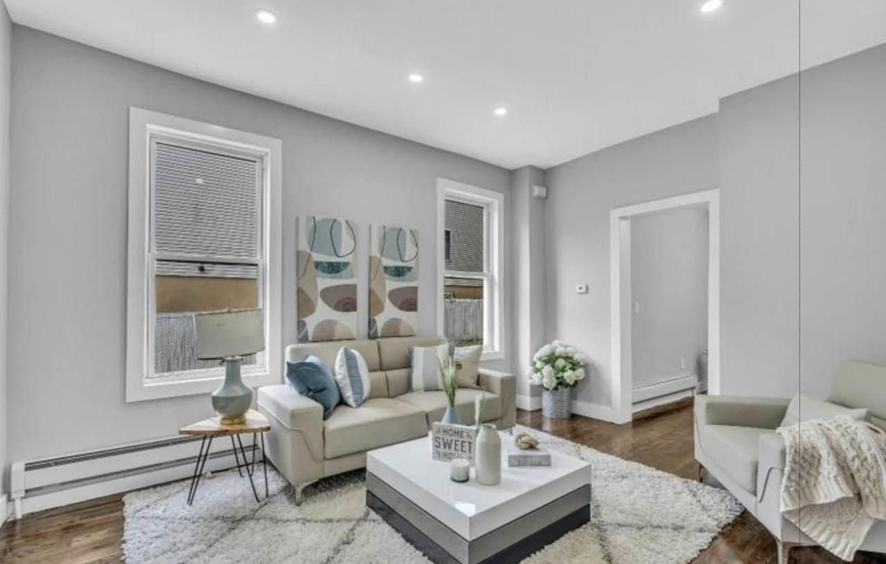 119 Littleton Ave - Photo 1