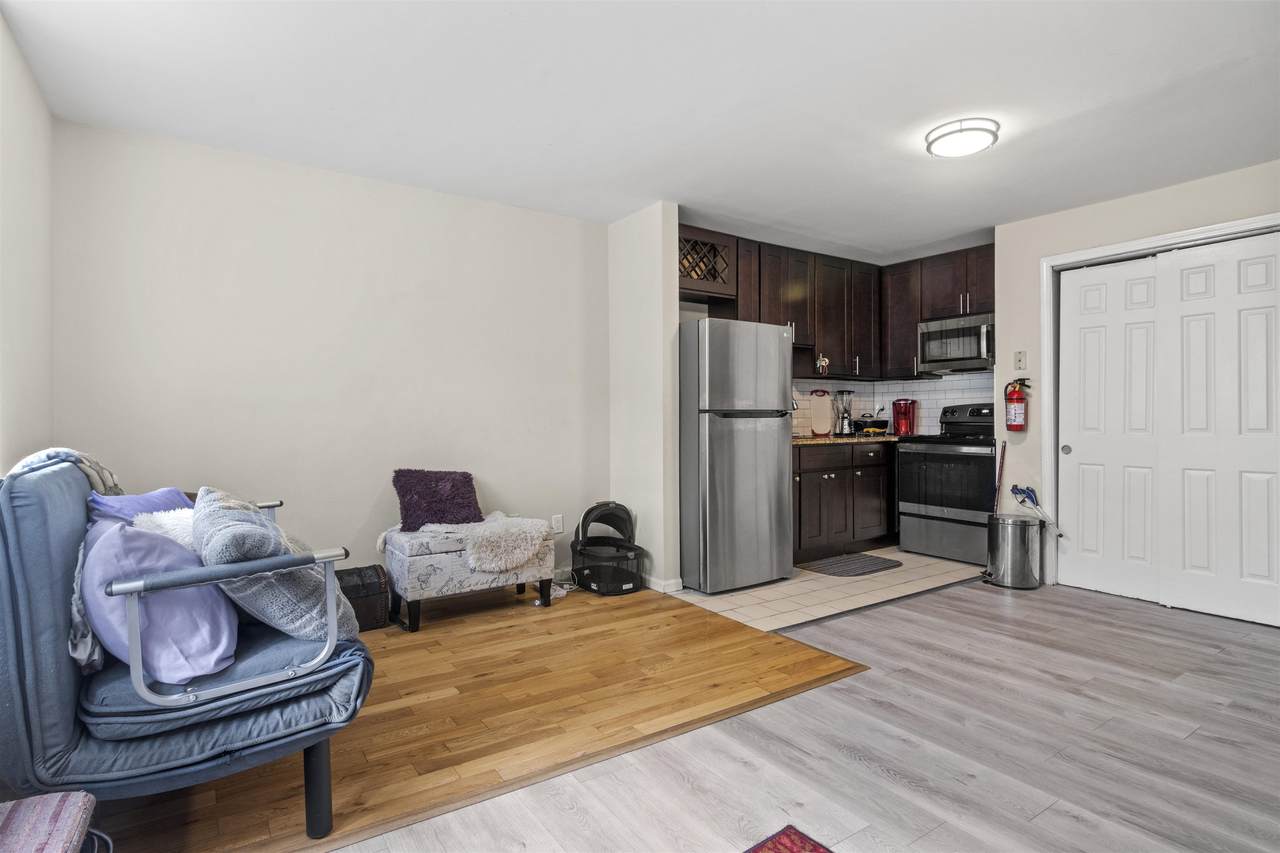 320 49TH ST - Photo 1