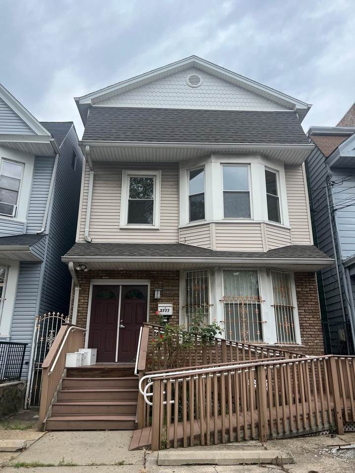 2777 Kennedy Blvd - Photo 1