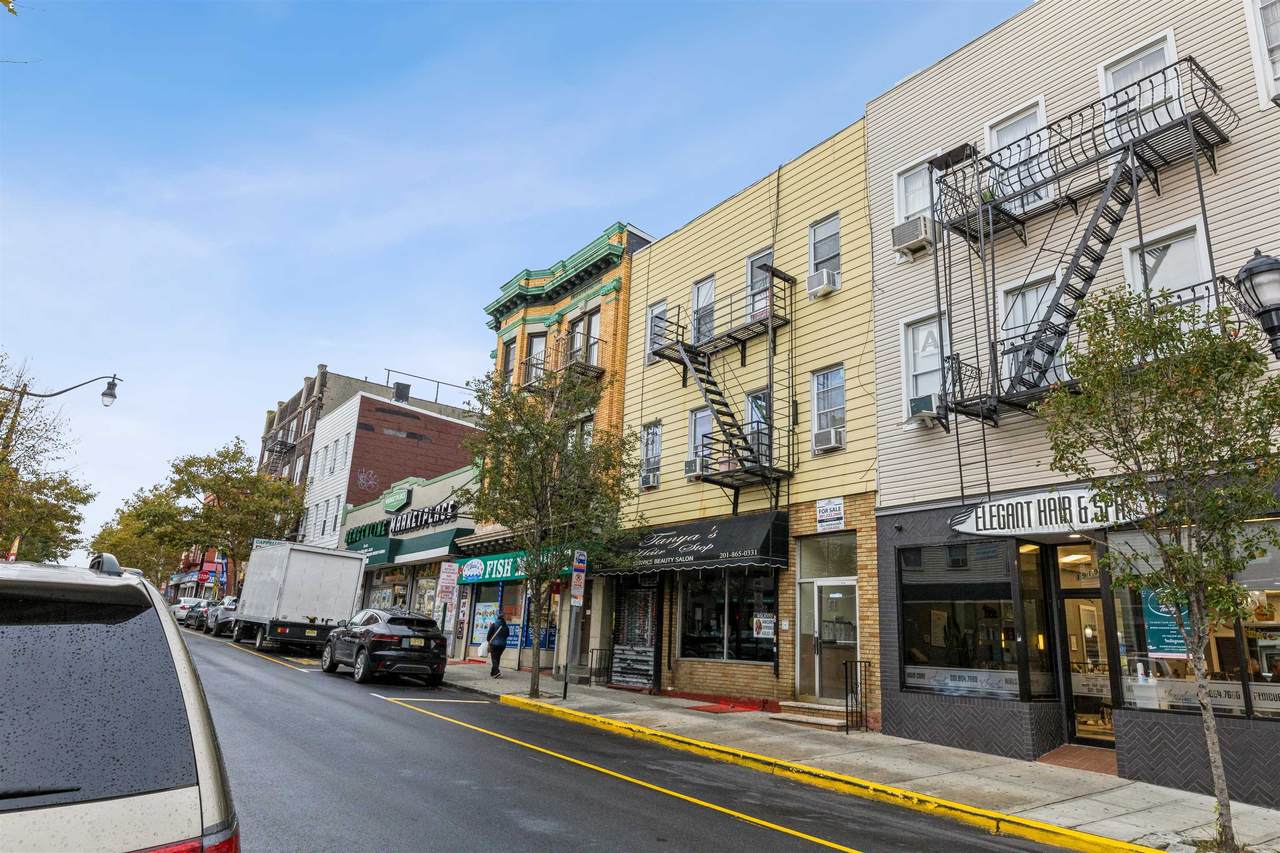 1917 Bergenline Ave - Photo 1