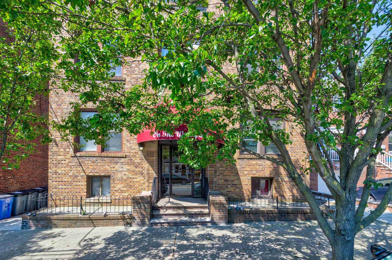 15 Broadway - Photo 1