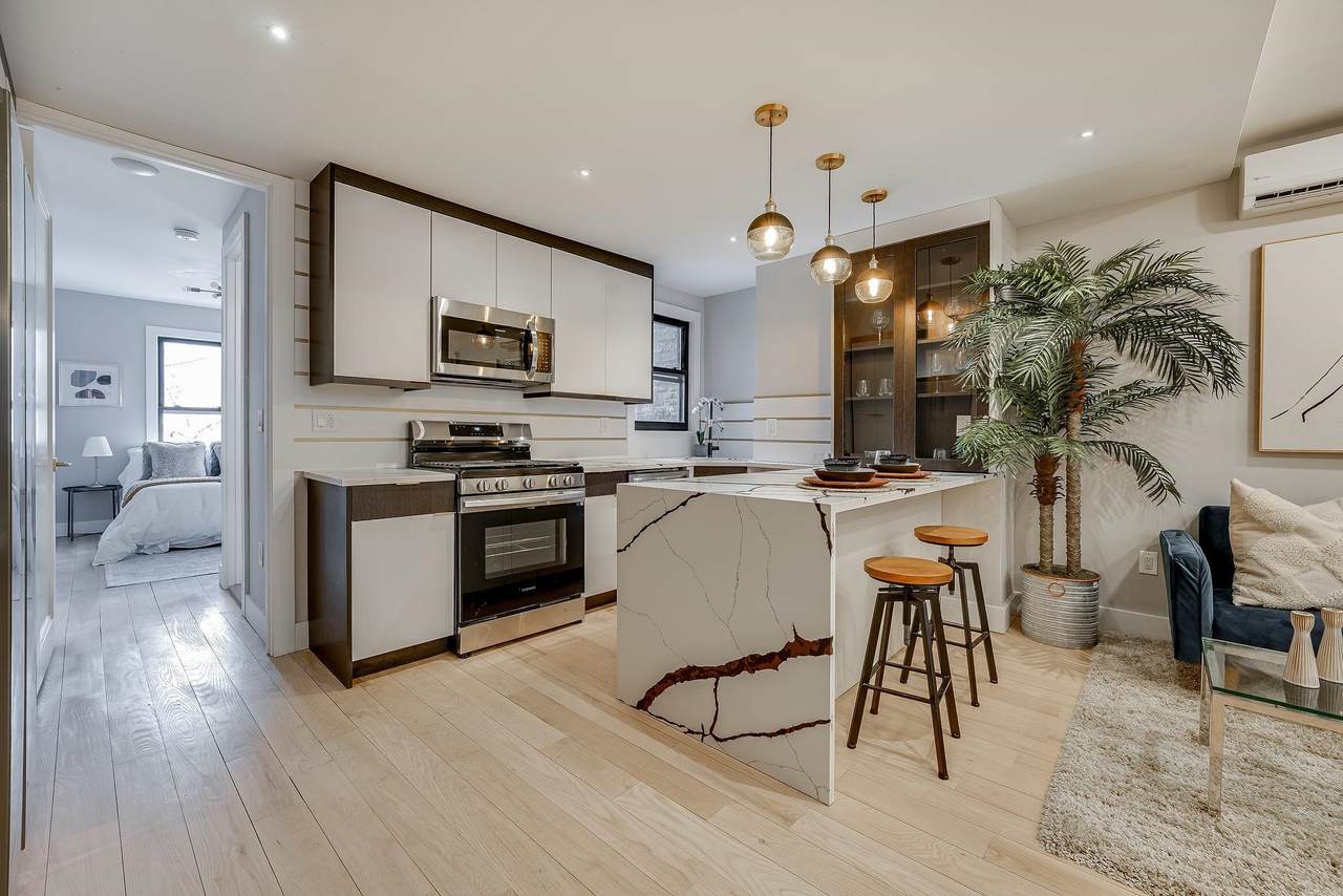 116 Booraem Ave - Photo 1