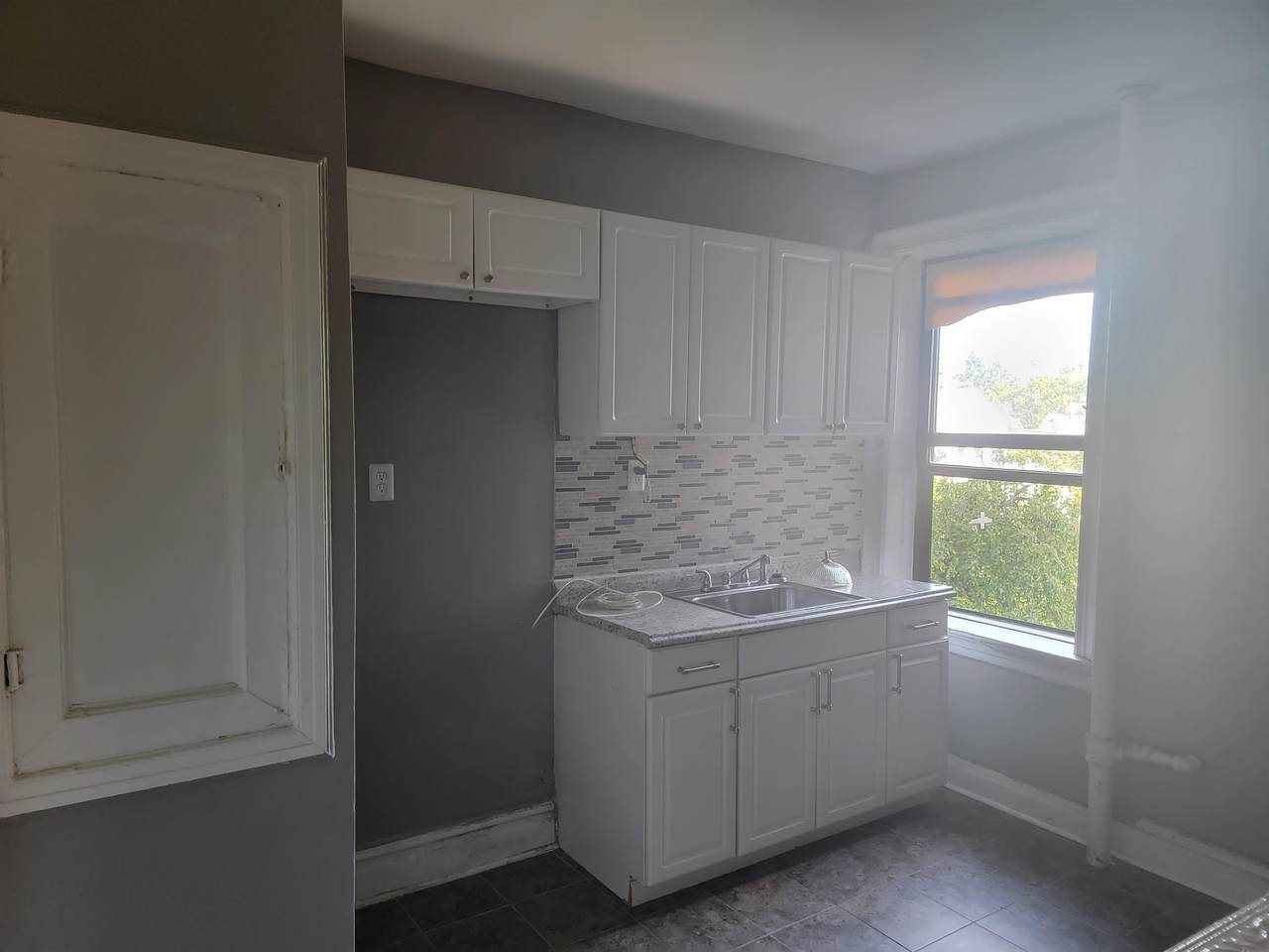 275 Harrison Ave - Photo 1