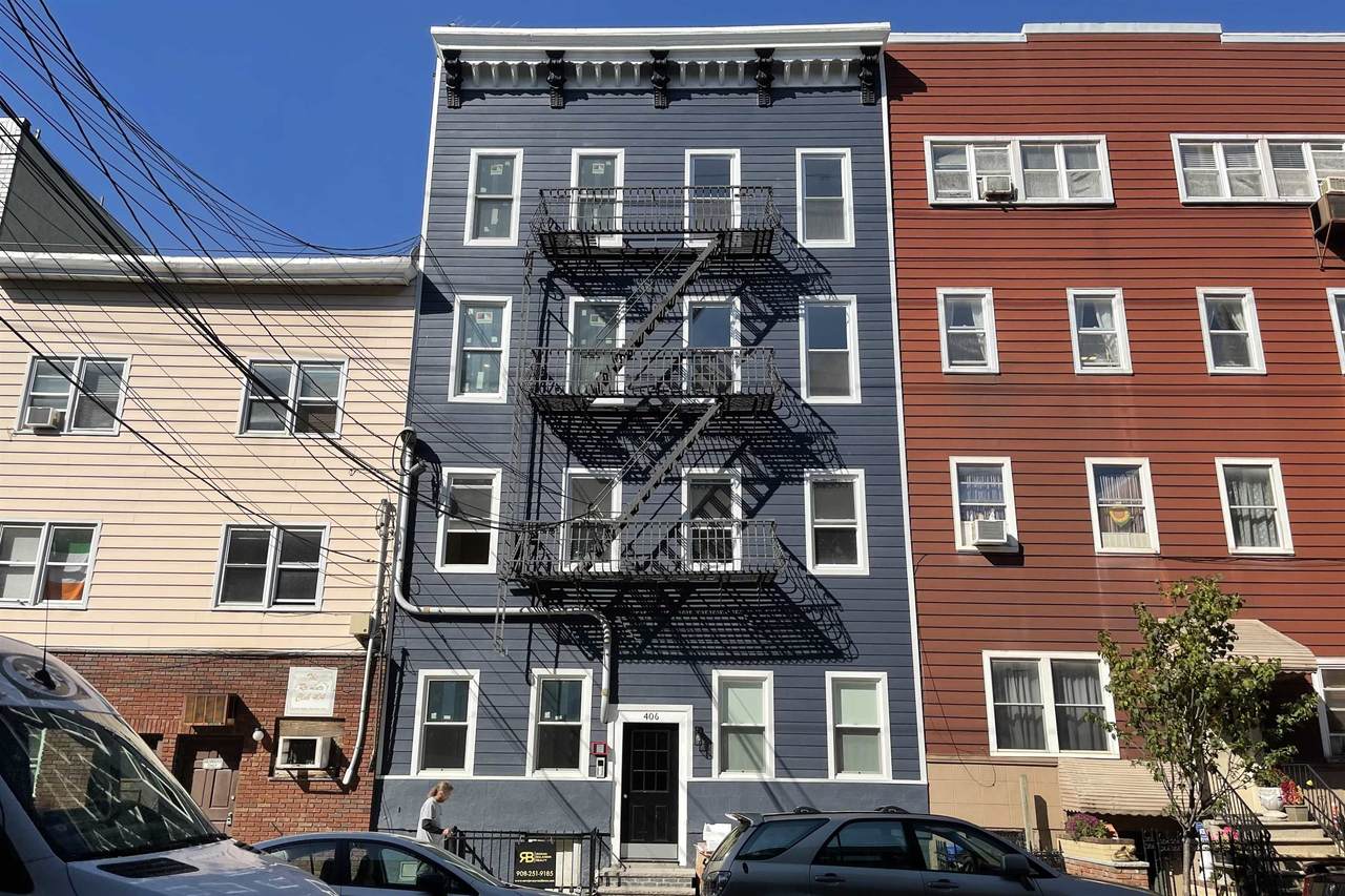 406 Madison St - Photo 1