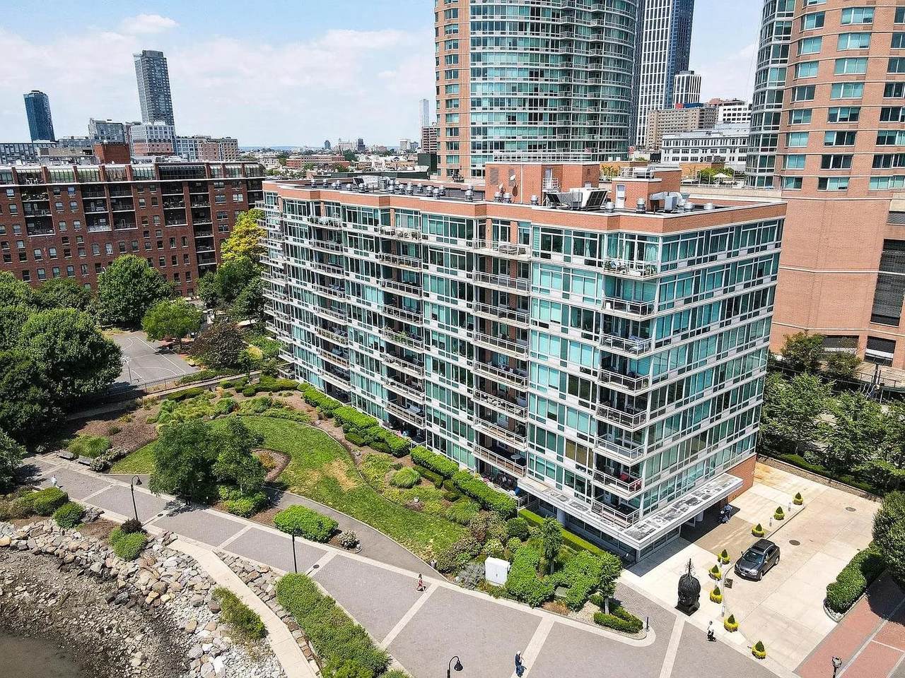 25 Hudson St - Photo 1