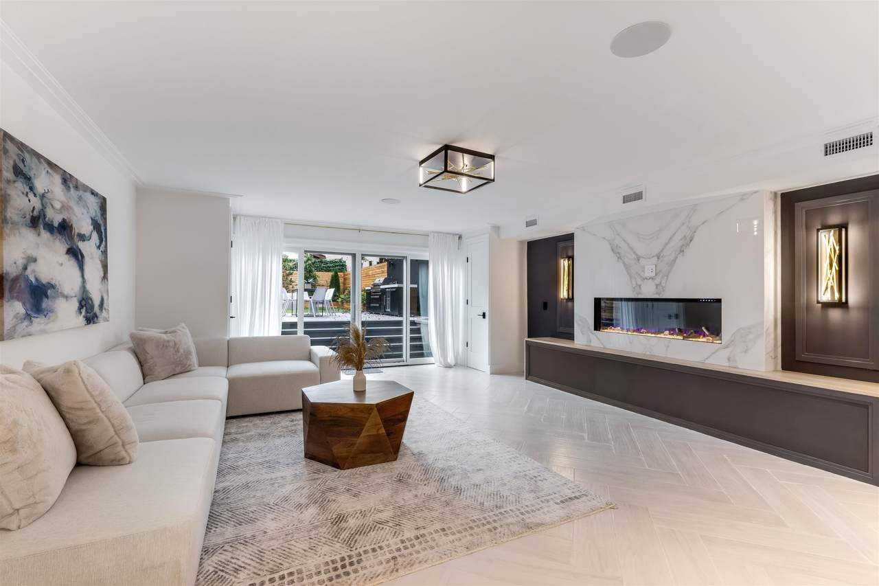 8 Bright St - Photo 1