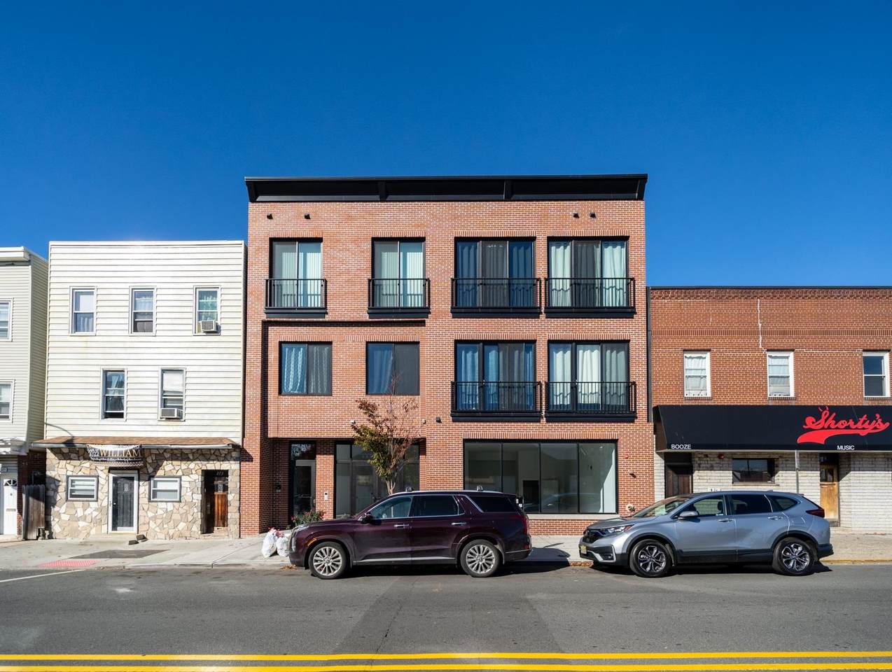 275 Broadway - Photo 1