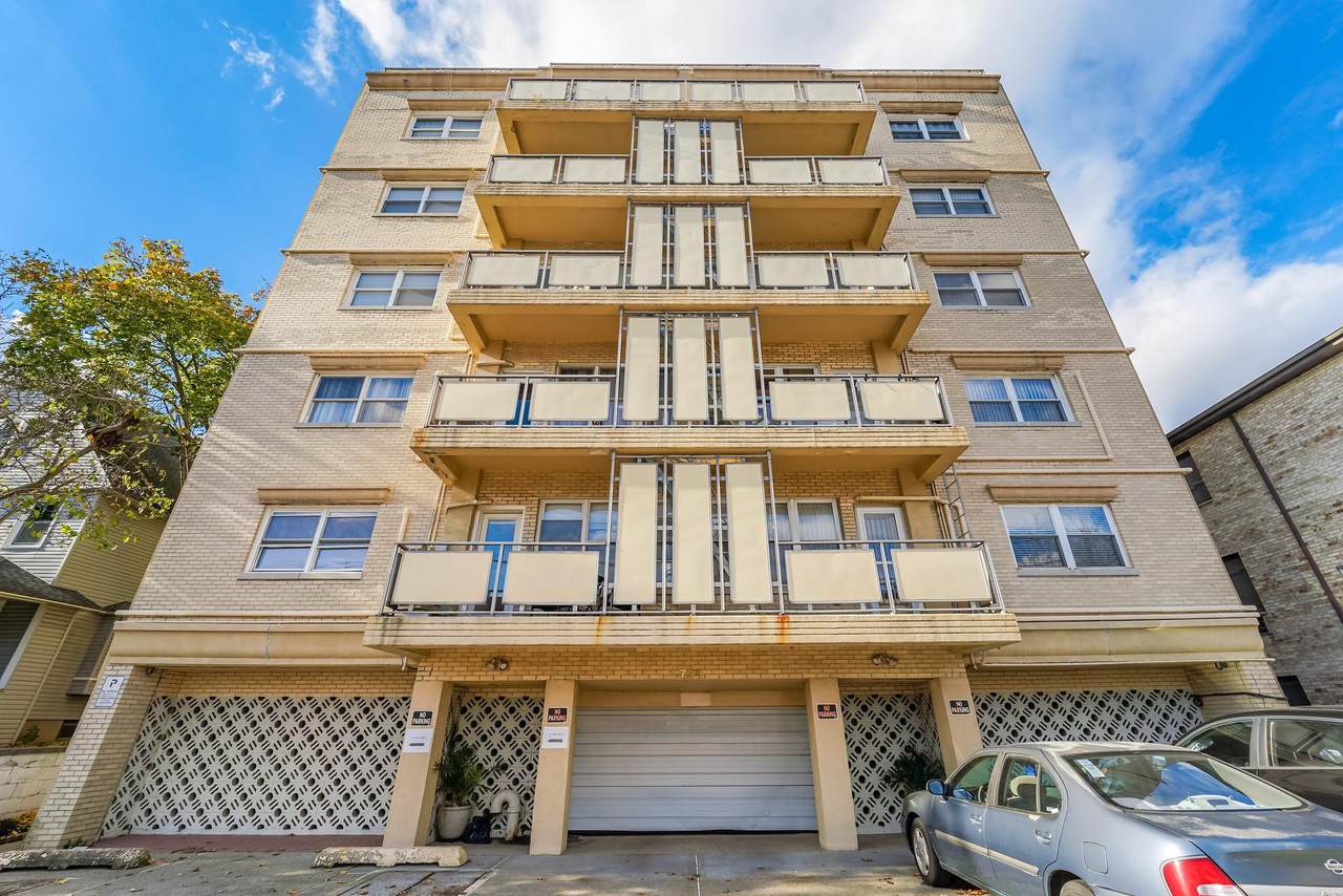 795 Avenue C - Photo 1